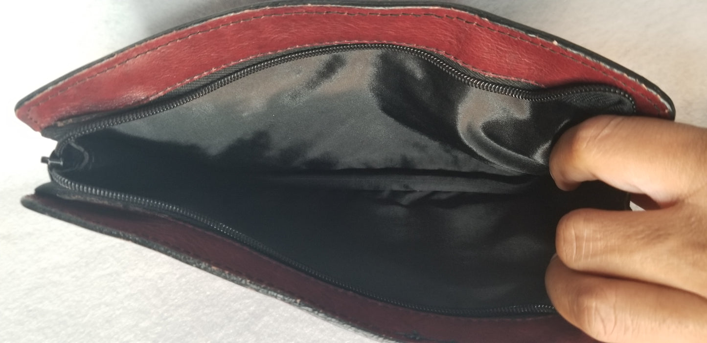Scovill Brown Vintage Zipper Clutch