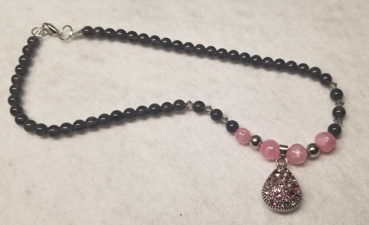 Black and Pink Beaded Necklace