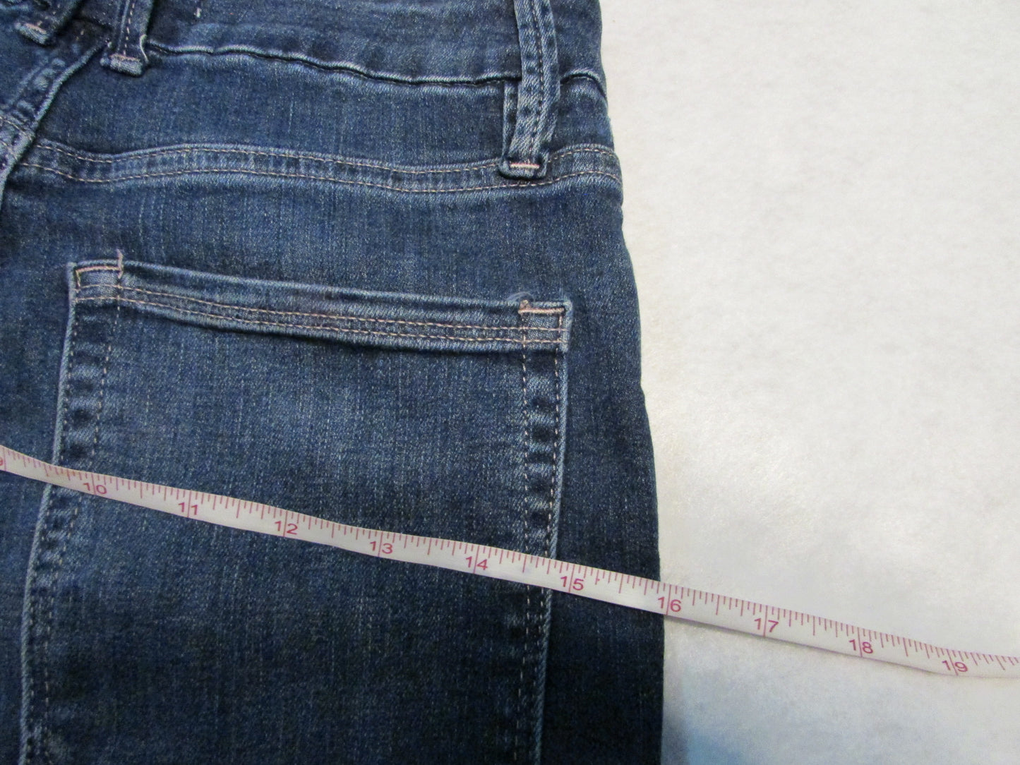 Good American Good Legs Crops Stretch Jeans - Women's size 4/27