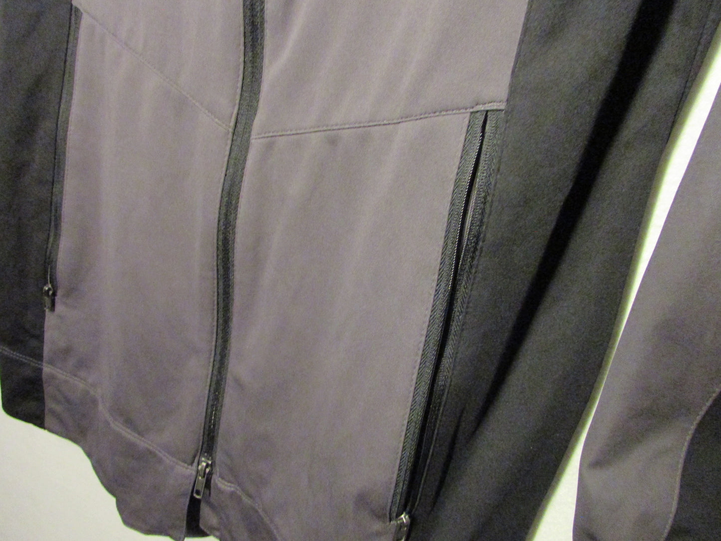 Port Authority Windbreaker Gray and Black Women's Size L