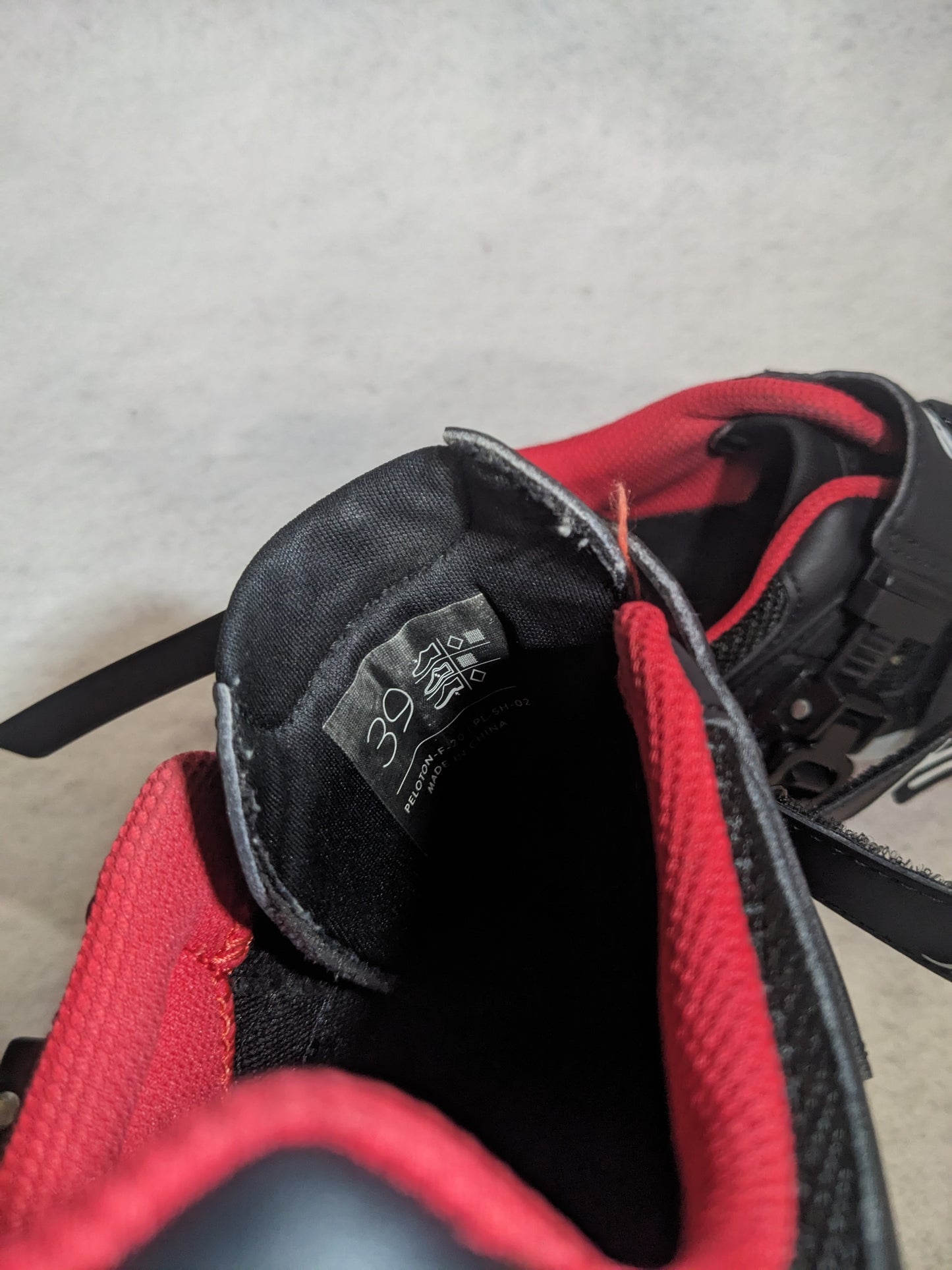 Peleton Shoes Women's size 8.5 US or 39 EU