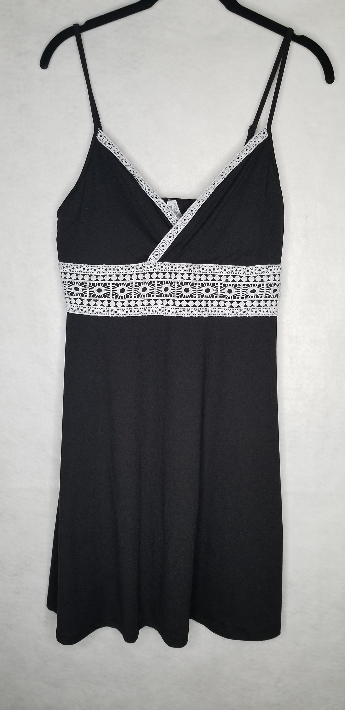 Mudd Black and White Spaghetti Strap Dress