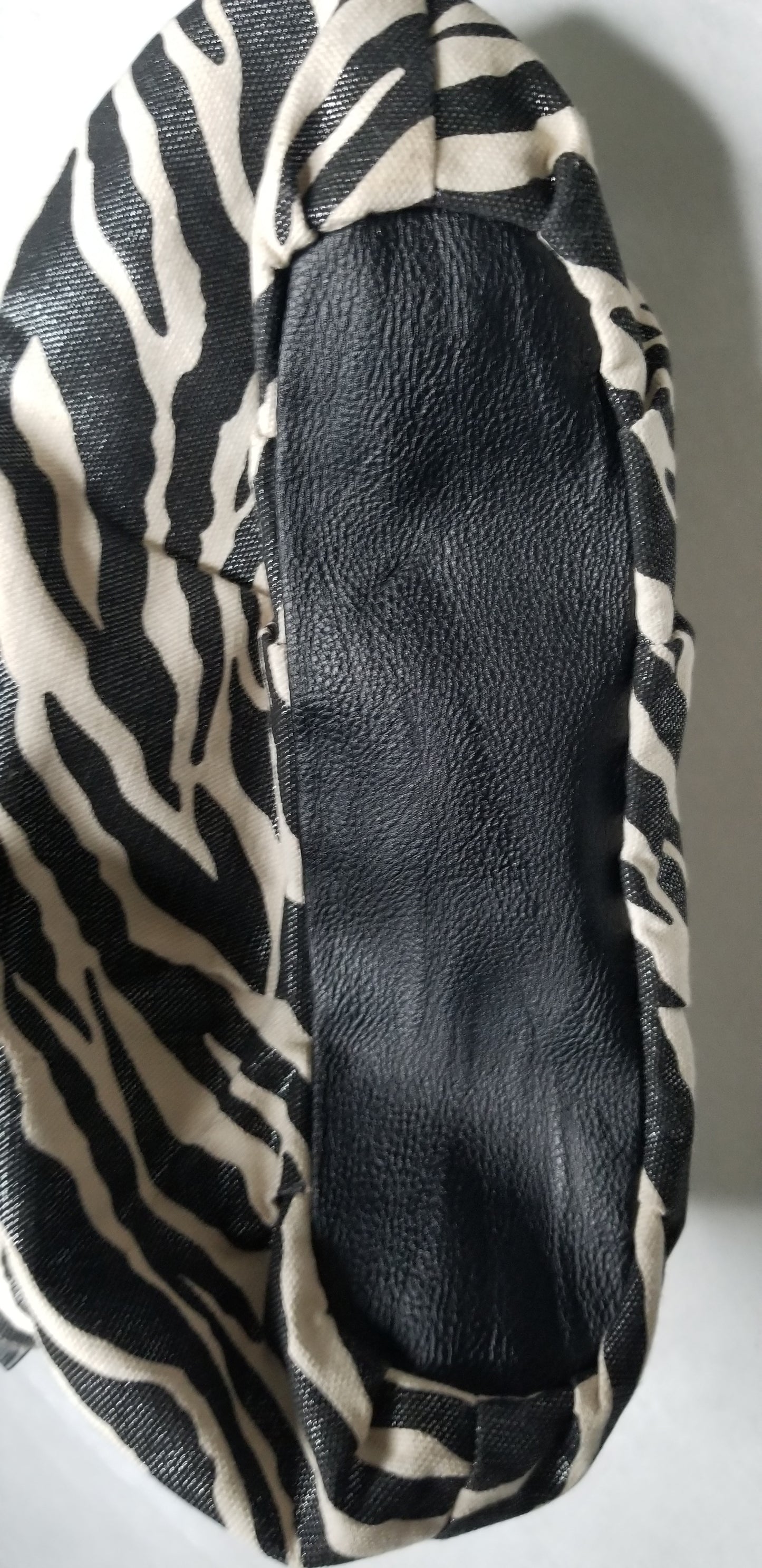 Zebra Stiped Shoulder bag with Flower