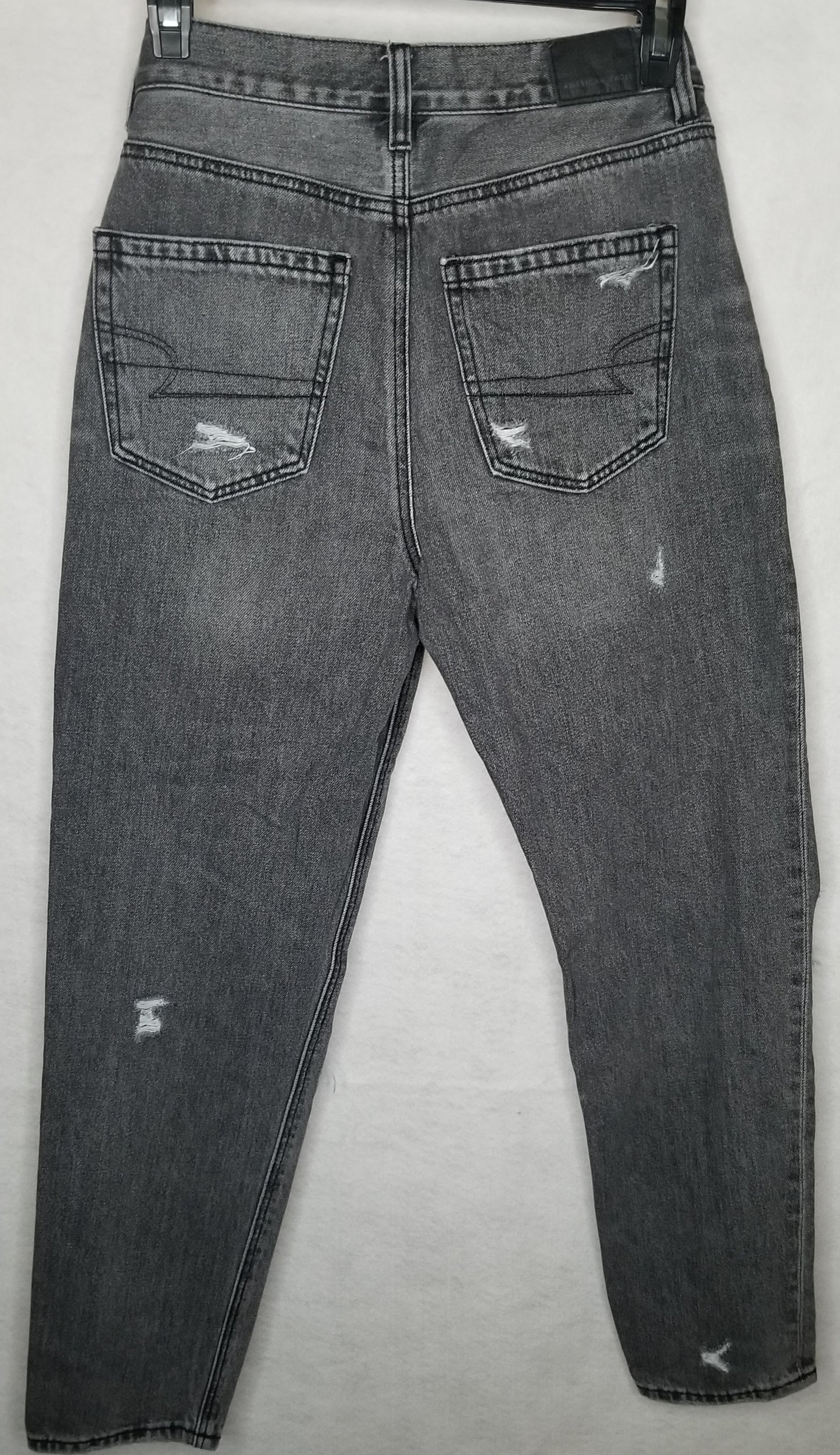 American Eagle Gray Distressed Jeans Size 2
