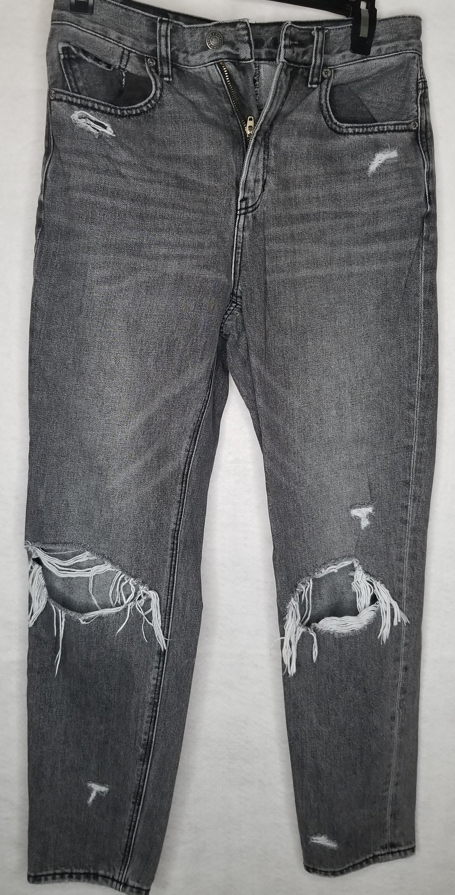 American Eagle Gray Distressed Jeans Size 2