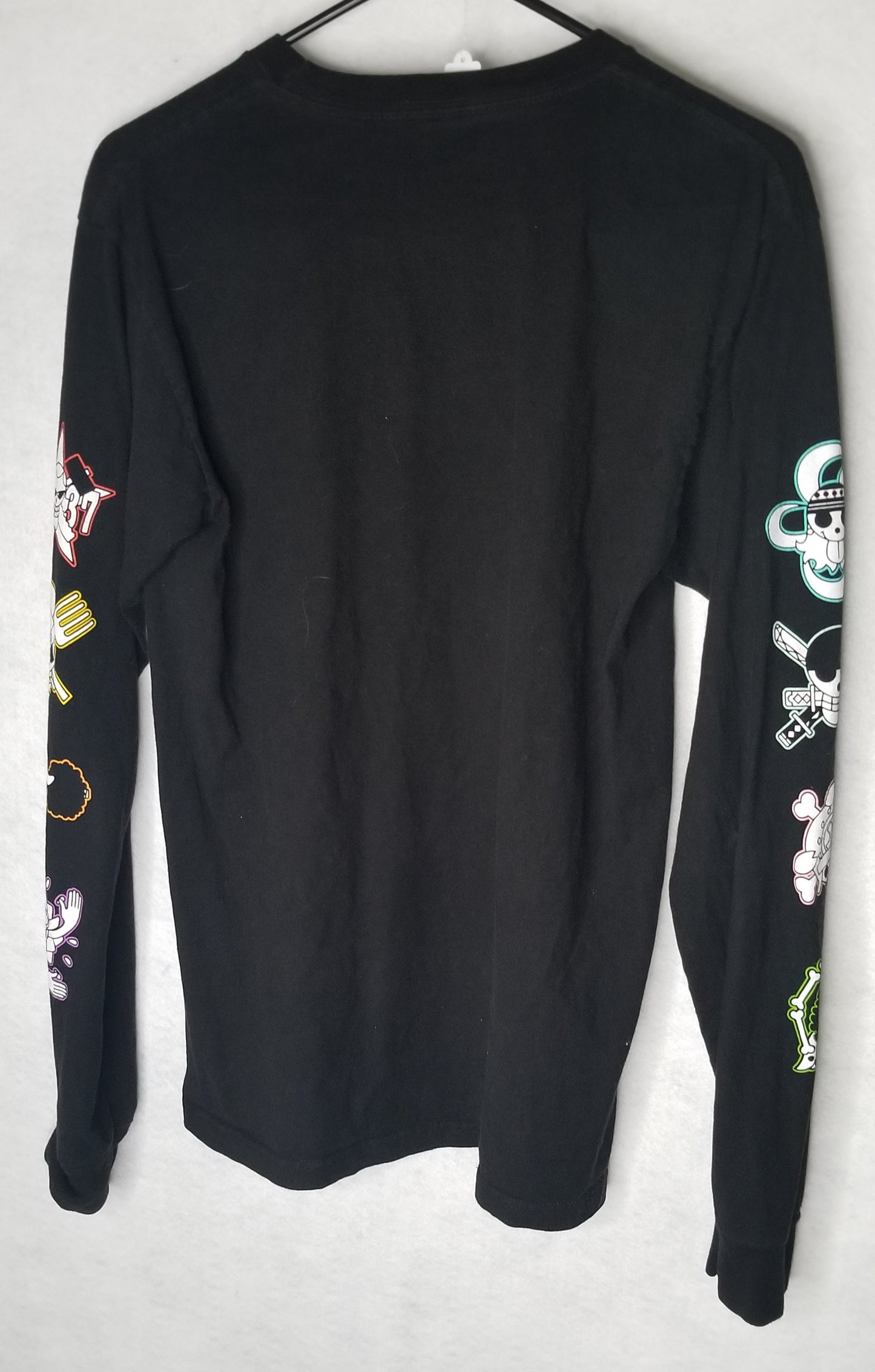 One Piece Long Sleeve Tee Size L