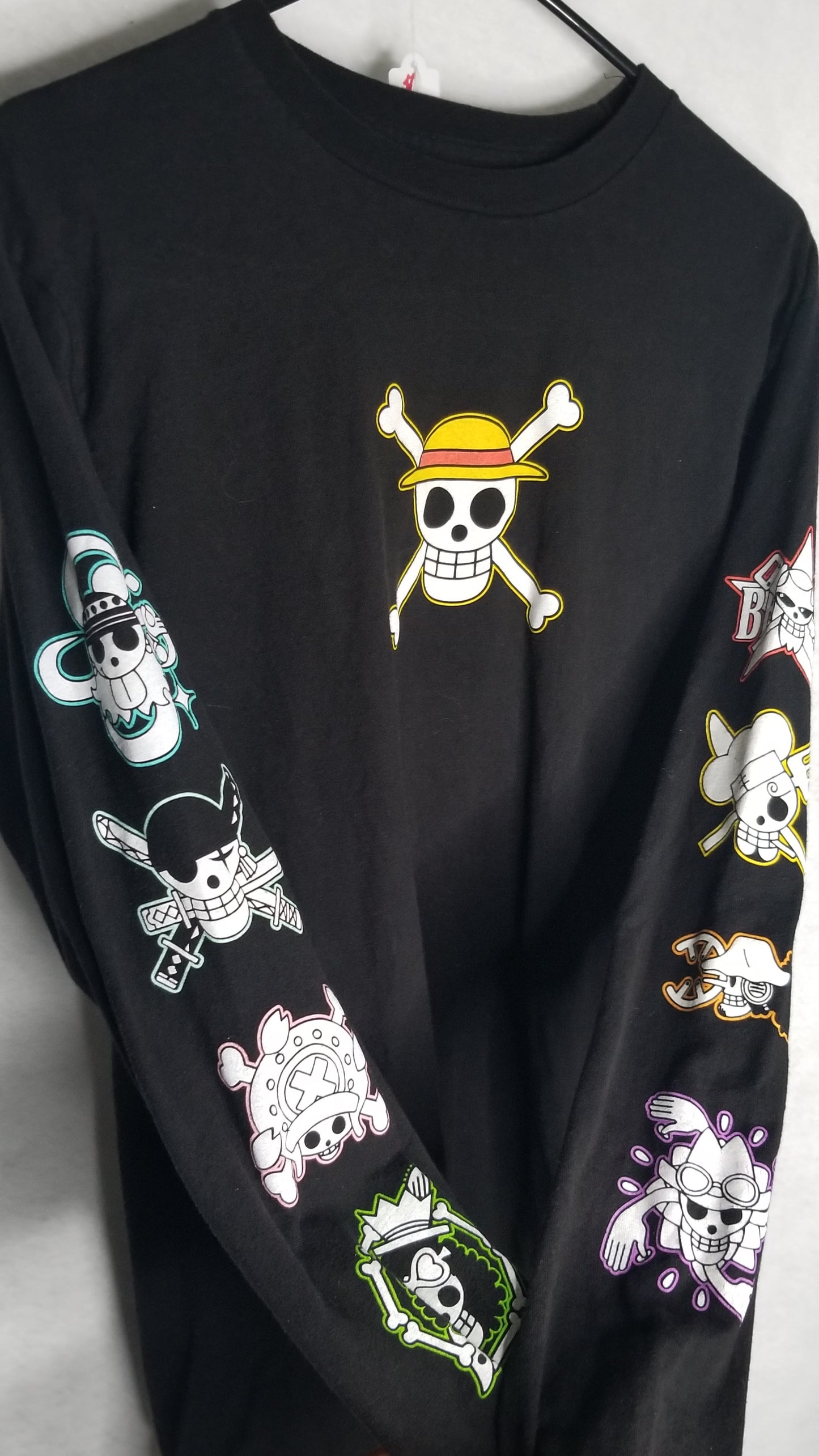 One Piece Long Sleeve Tee Size L