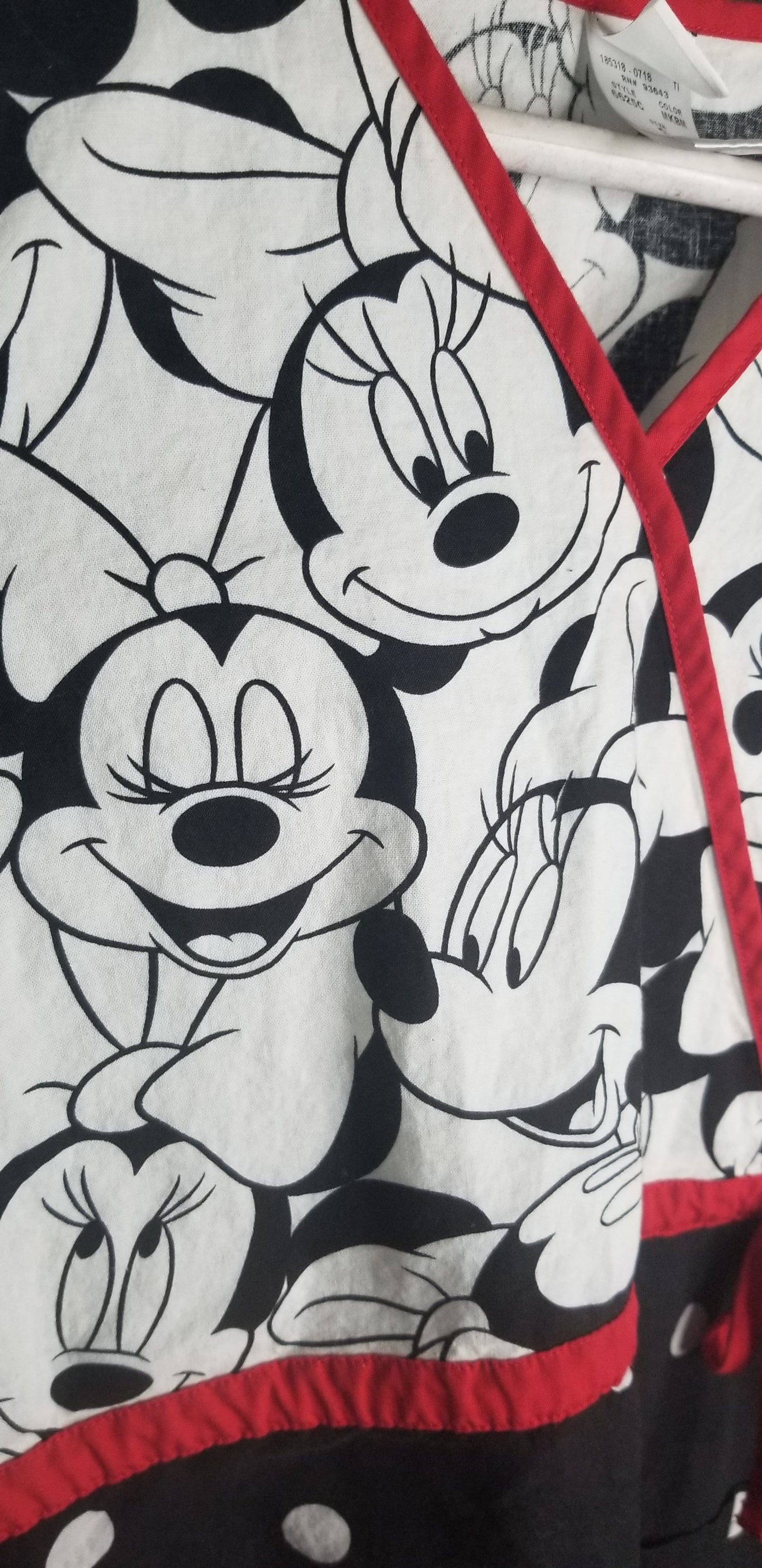 Minnie Mouse Scrub Top size S