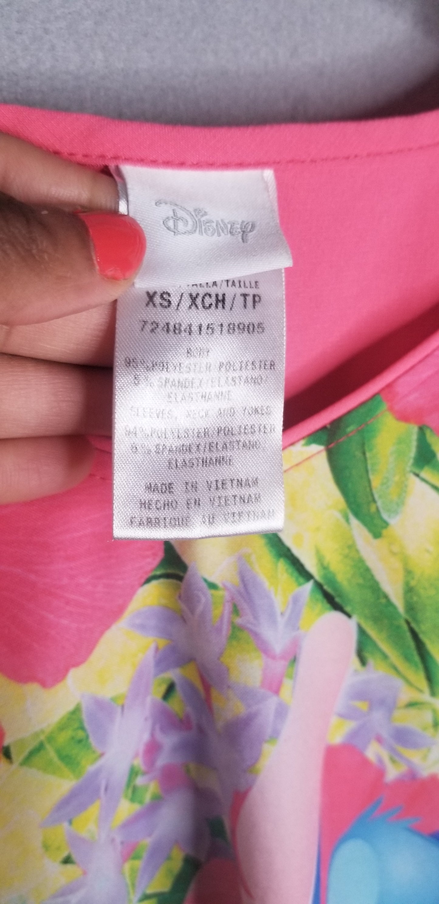 Lilo and Stitch Scrub Top Size XS