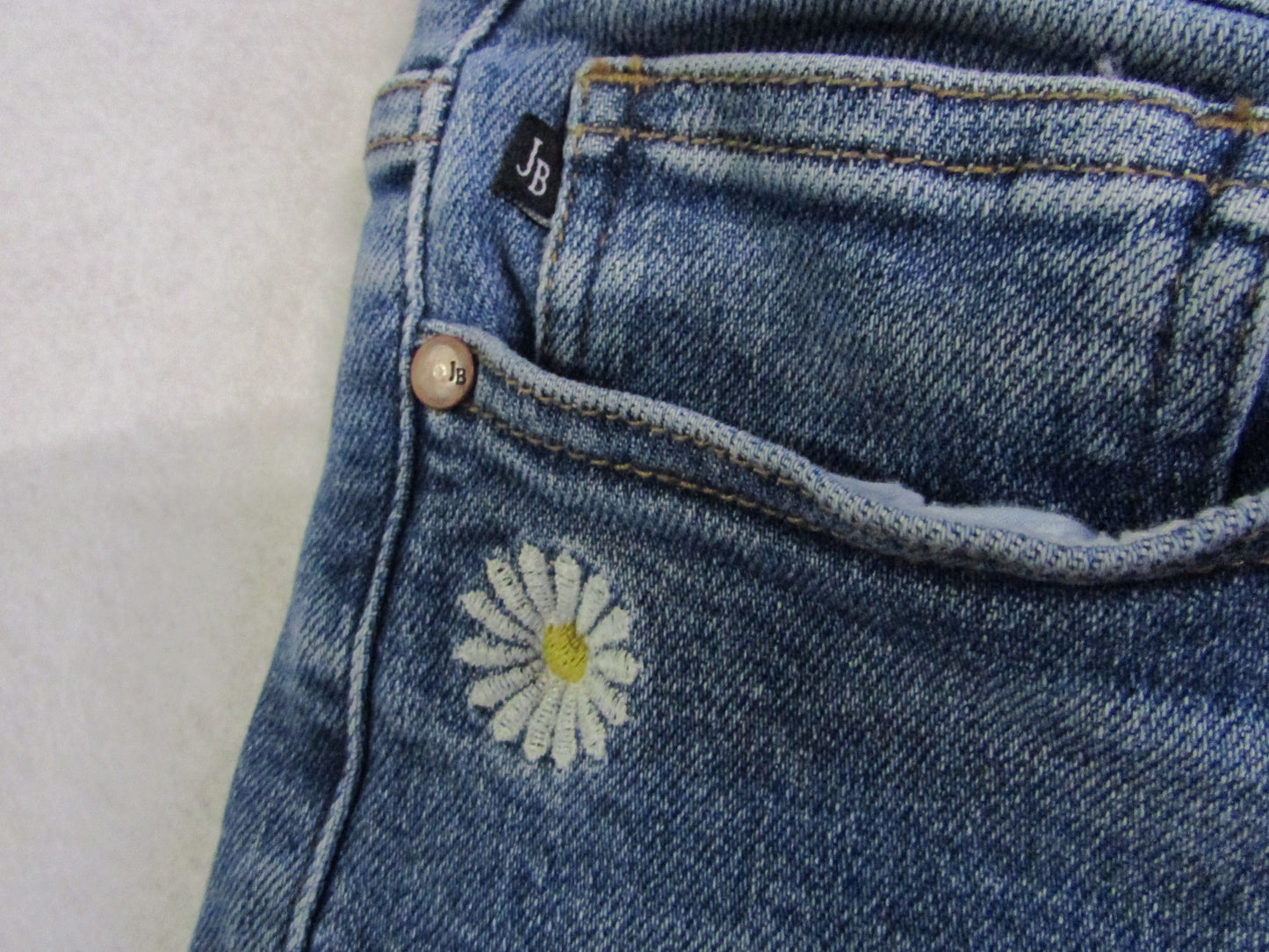 Judy Blue Denim Shorts with Embroidered Daisy Flowers - Size 3XL