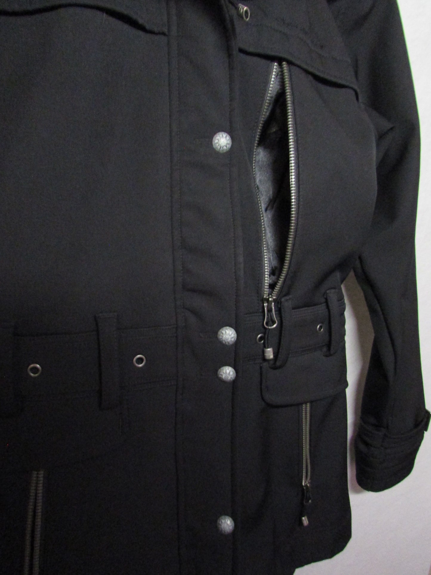 Obermeyer Snowoarding Jacket in Black with Satin Lining Women's XS