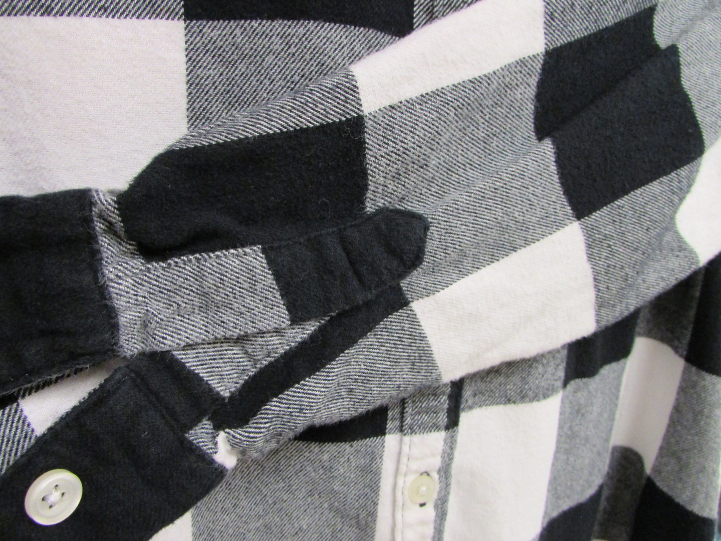 Black & White Old Navy Flannel XS Women's