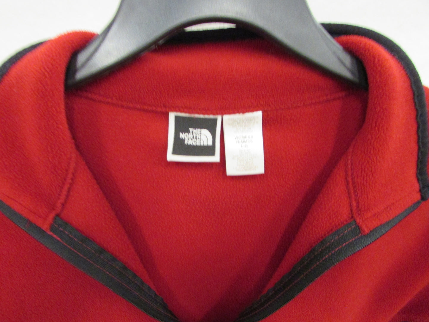 Red and Black North Face Fleece Women's L