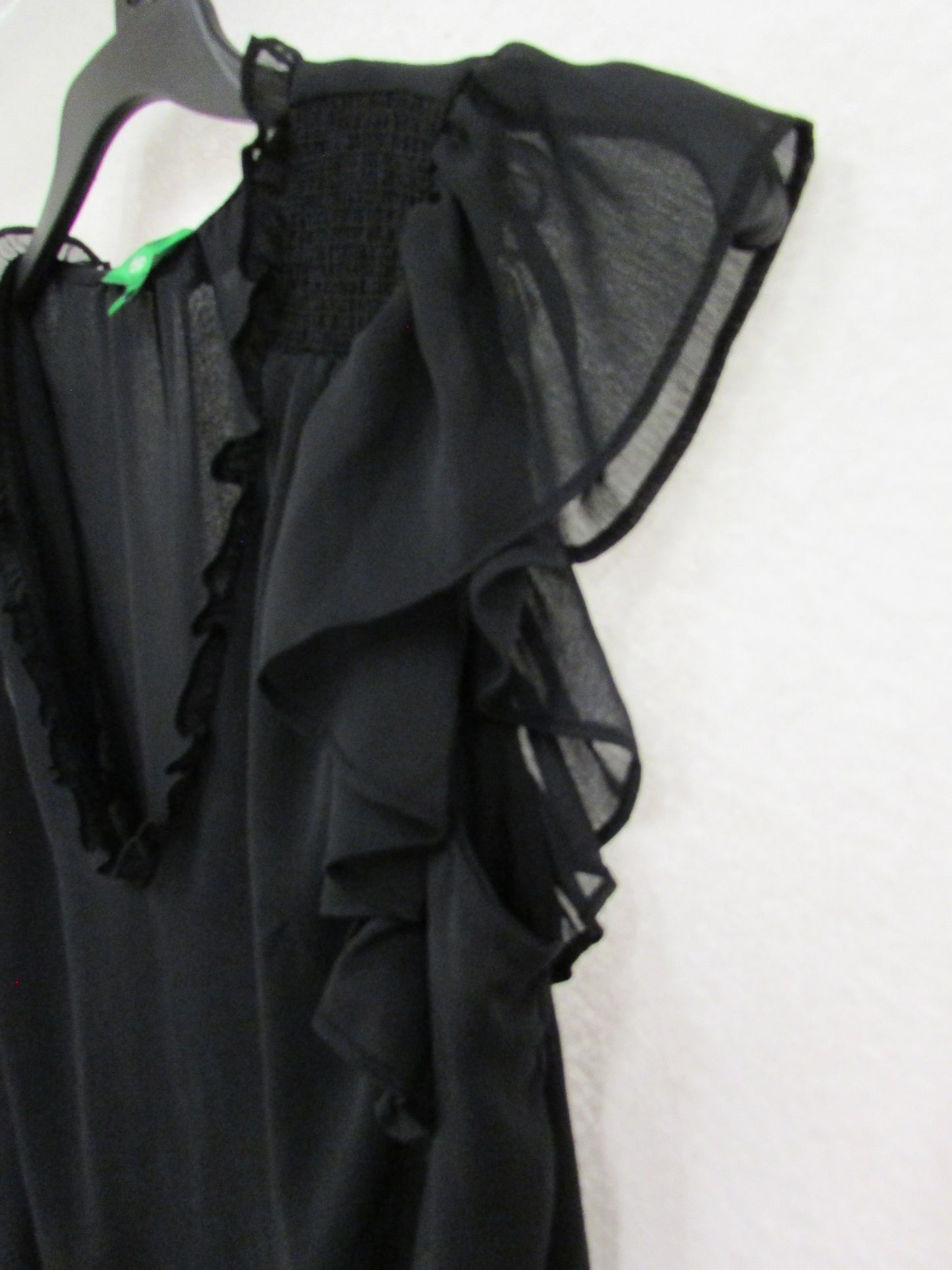 Dip Ruffle Blouse in Black Womens' size