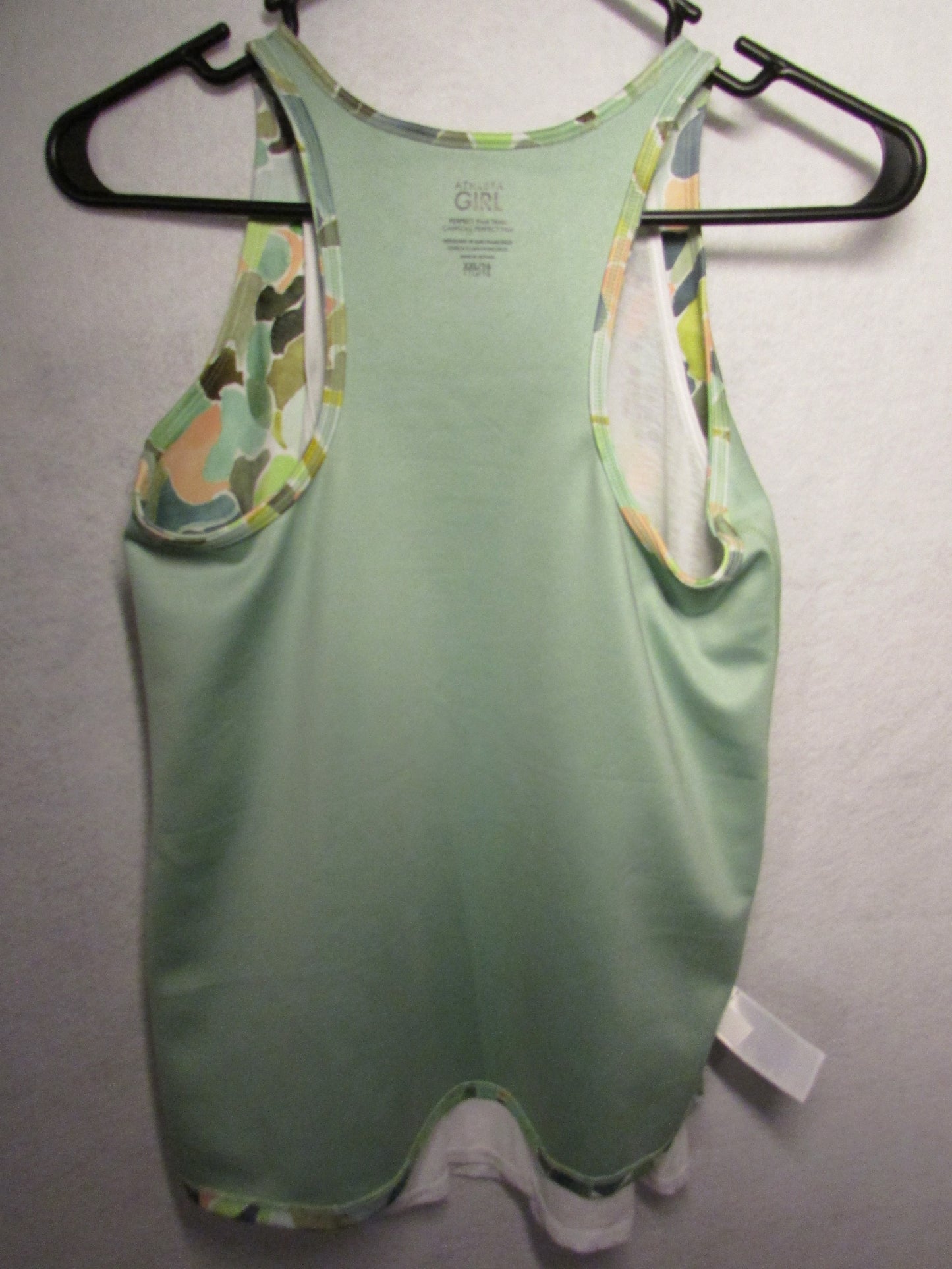 Athleta Girl Green and White Tank Top size XXL/16/TTG/16