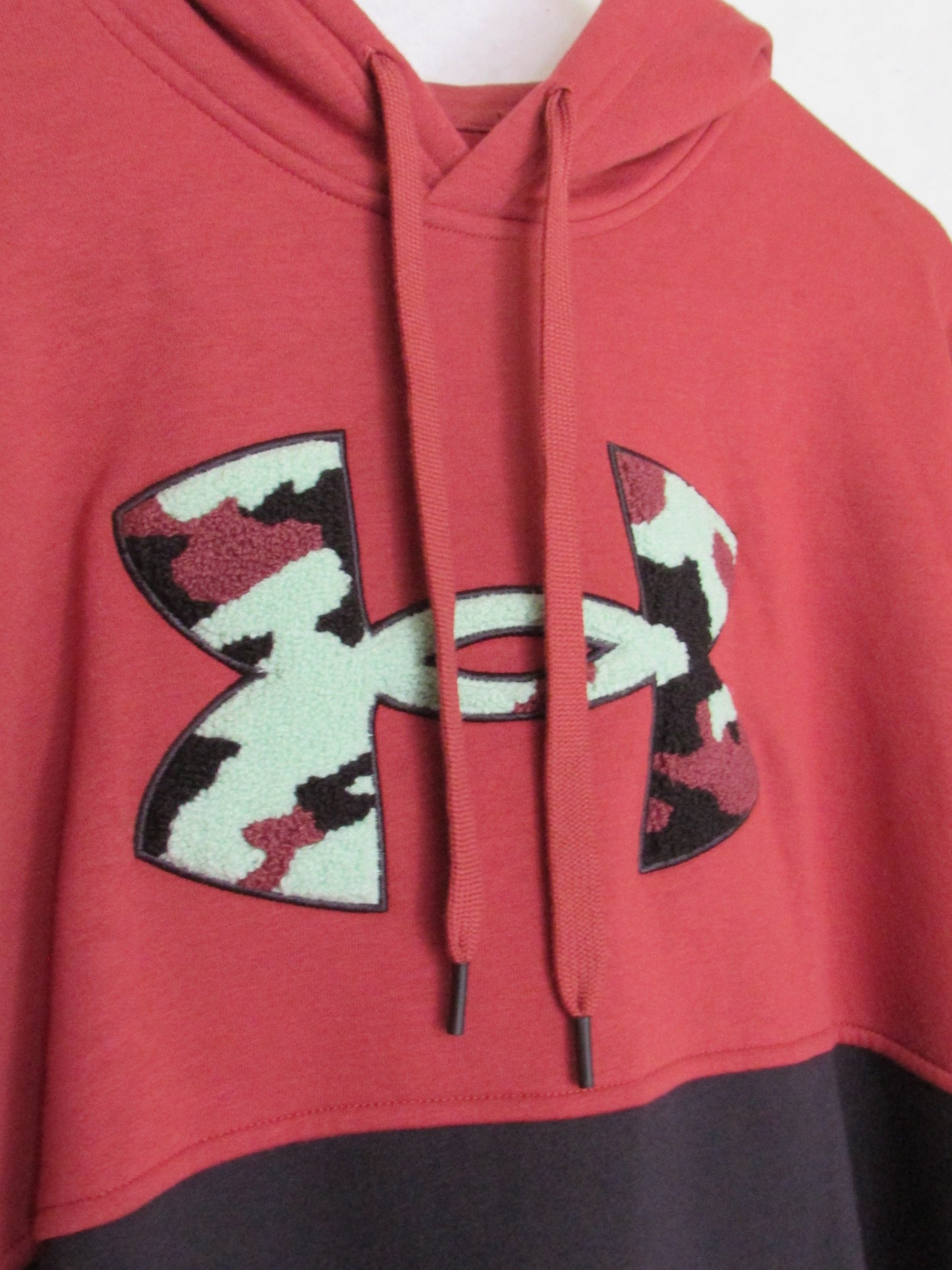 Under Armor Men's Hoodie with Logo Men's Size L