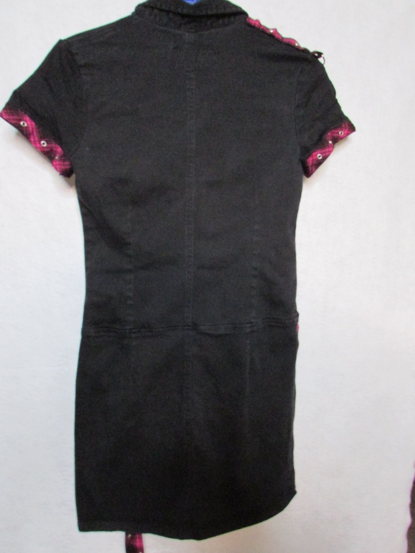 Vintage TrippNYC Dress Black and Pink Size M with Belt