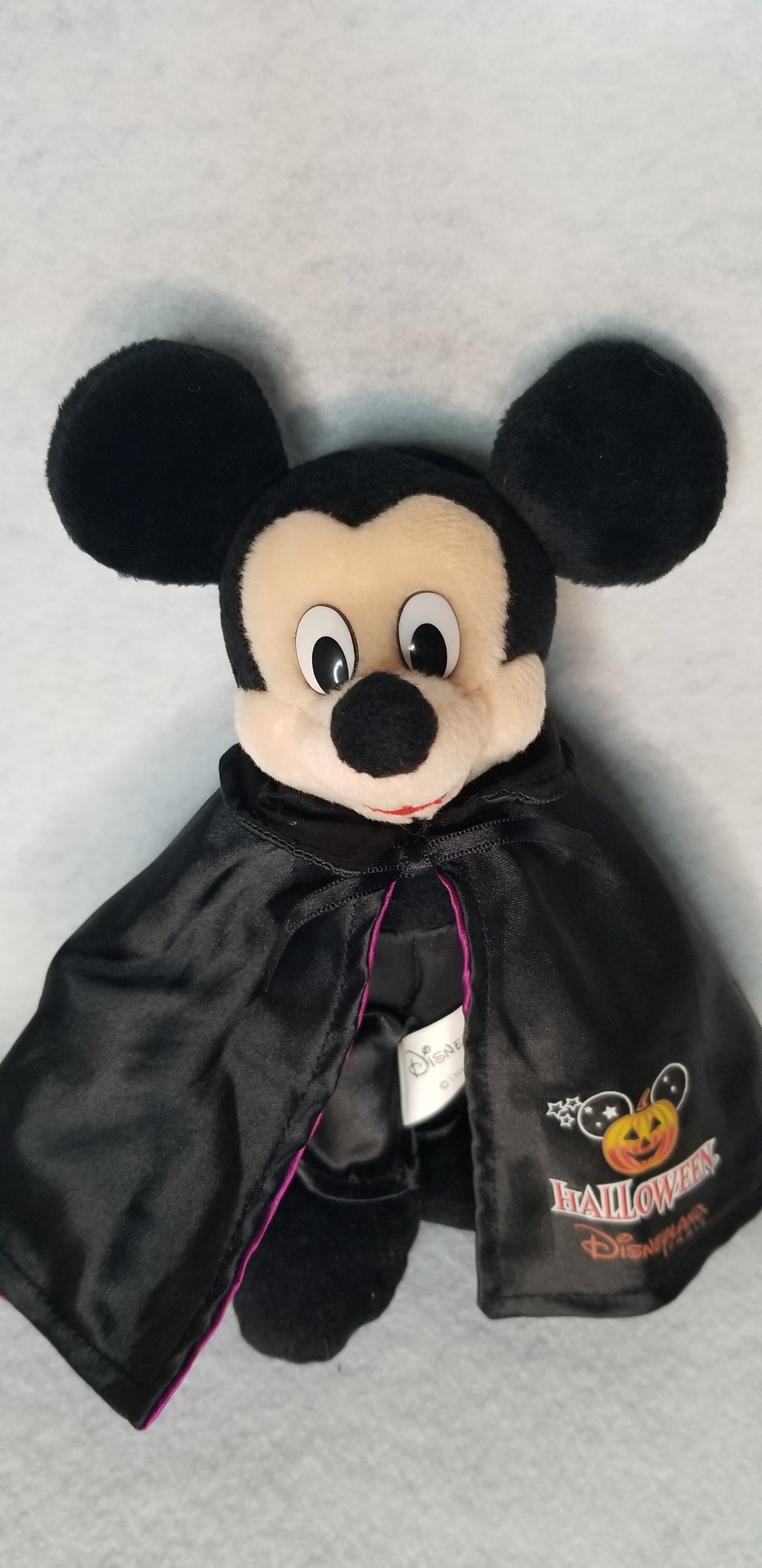 Disney Paris Halloween Vampire Mickey Mouse