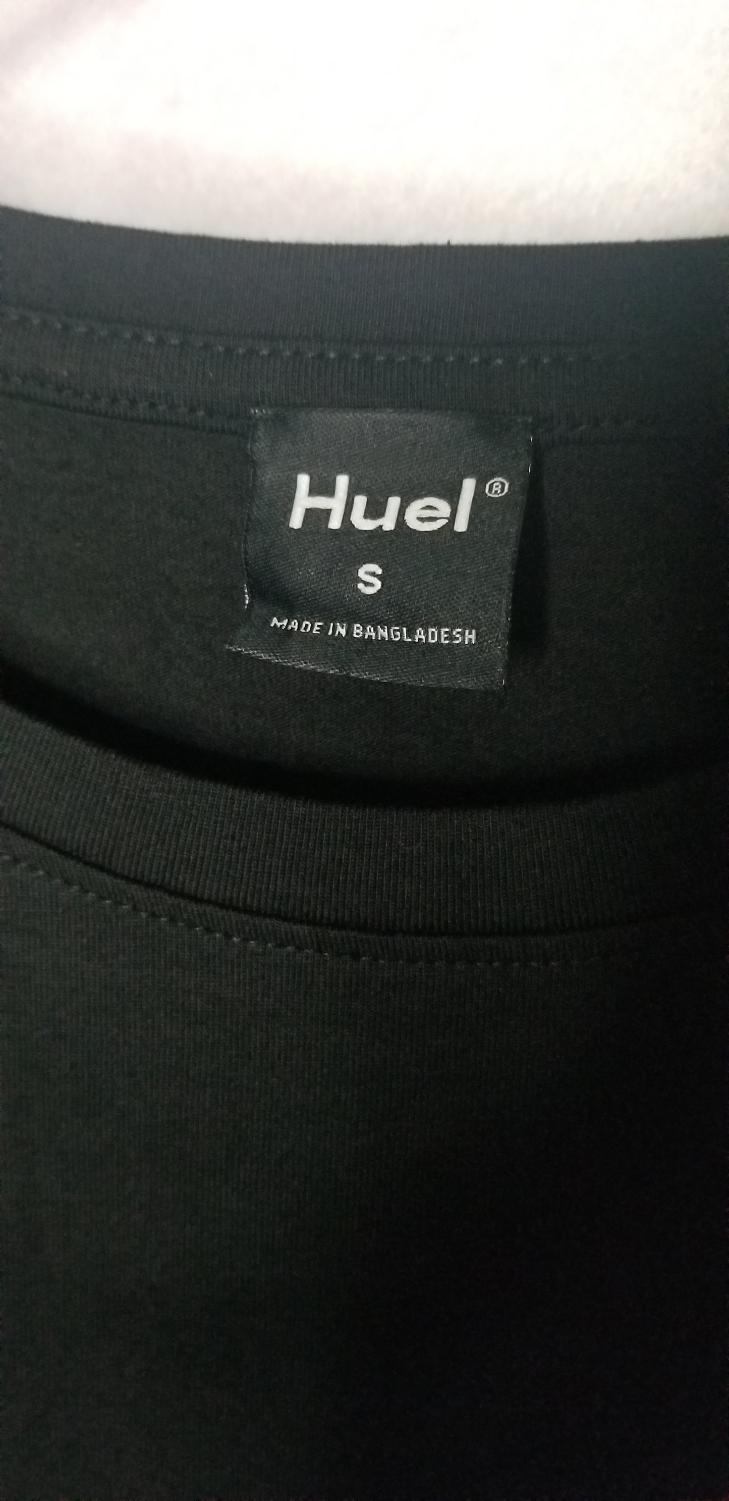 Huel Black Tee Men's Size Small