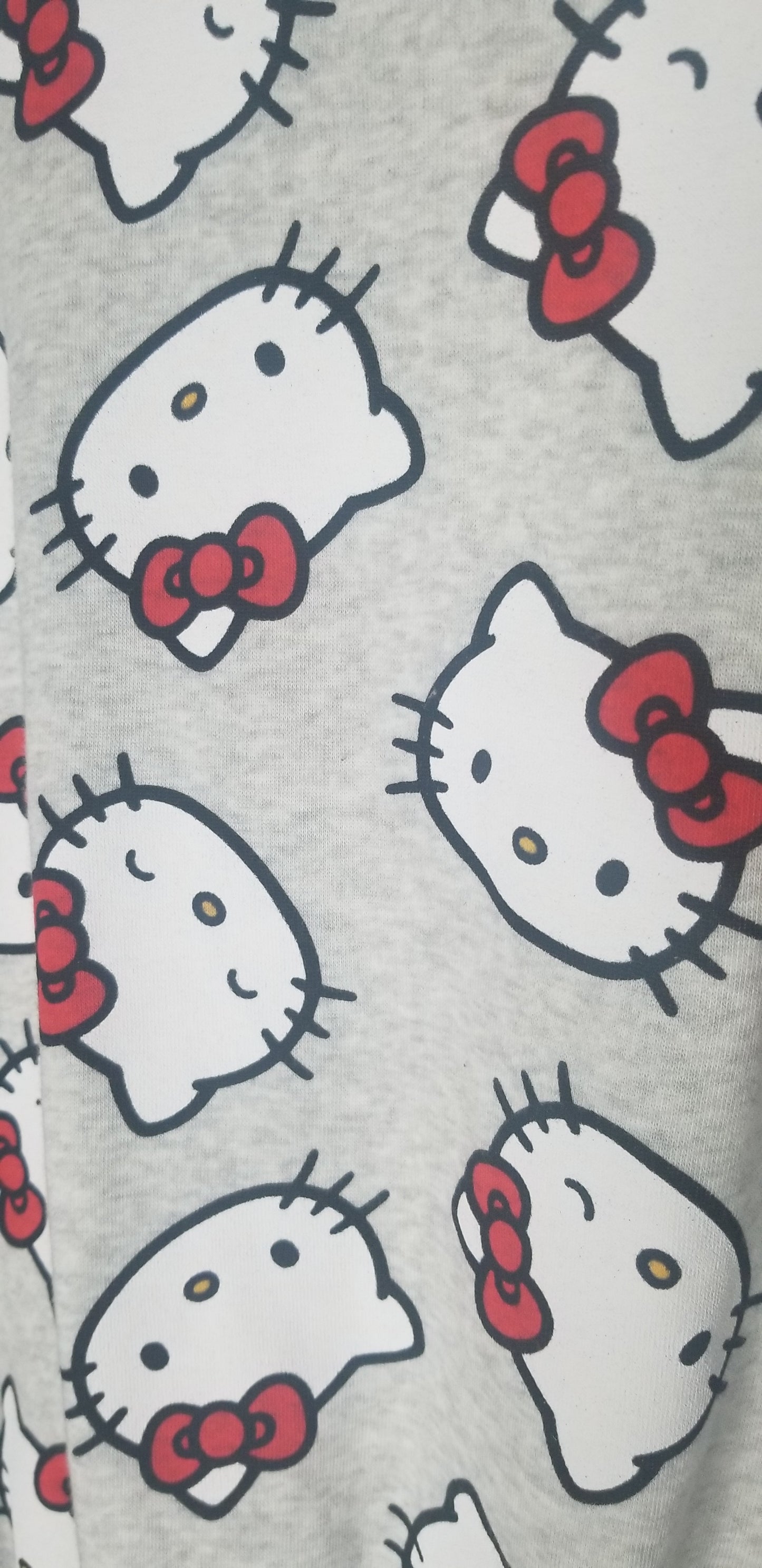 Hello Kitty Gray Sweatshirt Size M
