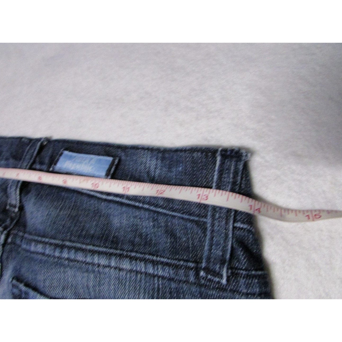 Rock & Republic Cuffed Capri Stretch Denim Dark Blue - Women's Size 25
