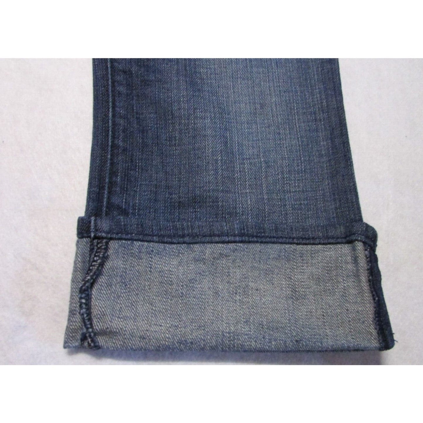 Rock & Republic Cuffed Capri Stretch Denim Dark Blue - Women's Size 25